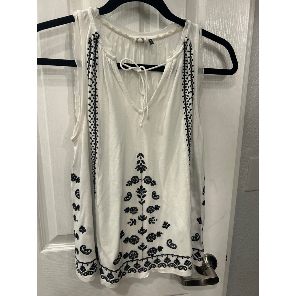 Akemi + Kin Anthropologie Tank Top White Black Embroidered Boho Sleeveless S